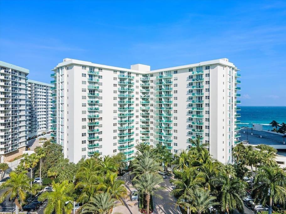 Beachfront 2 Bedroom At Tides Hollywood 8Th Floor Exterior photo